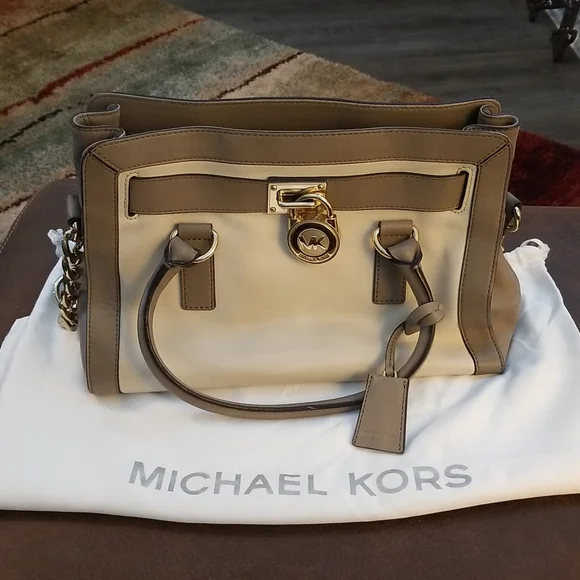 MK leather bag - Picture 1 of 17